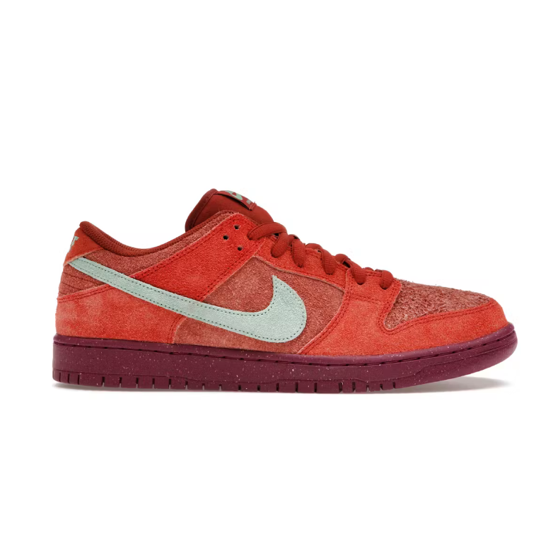 Nike SB Dunk Low Mystic Red Rosewood